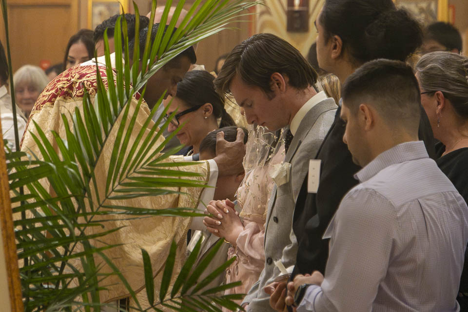 2026-StMary-EasterVigil (110 of 215).jpg